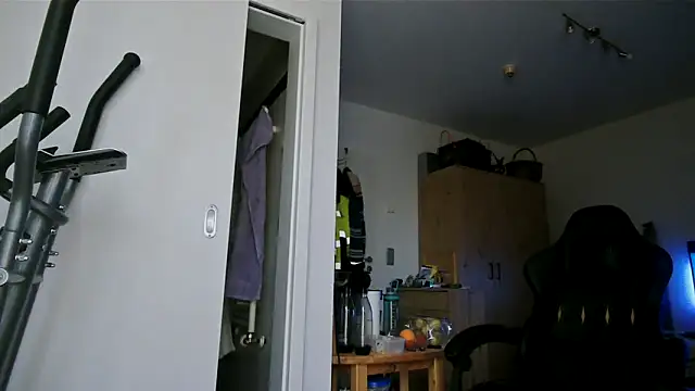 BigDaddyCooool online show from March 6, 2026, 3:29 pm