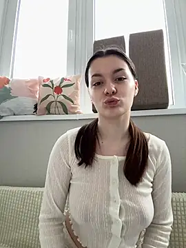 HotCherry18 online show from March 27, 2026, 10:27 am