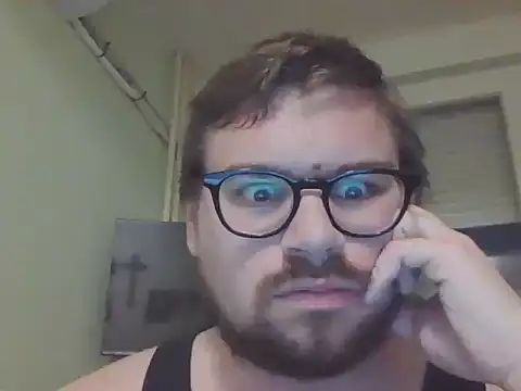 Rennato27 online show from March 6, 2026, 5:19 pm