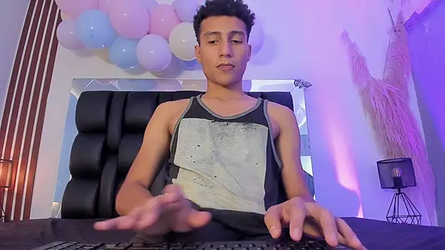 choco dick  online show from April 6, 2026, 7:48 pm