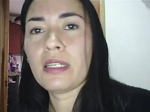 Erin oficial online show from April 7, 2026, 5:26 pm