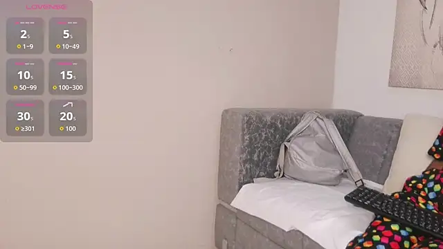 queen adhara online show from April 23, 2026, 12:22 pm