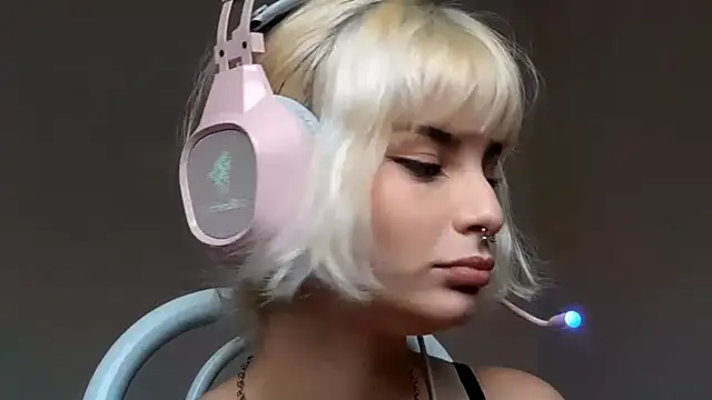 JustinCerqueira online show from March 9, 2026, 5:49 pm