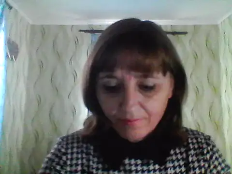 Alisaprice077 online show from March 18, 2026, 11:02 am