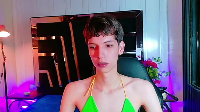 Snapshot of Stefany_PiInk chatting on May 11, 2026, 12:39 pm Stefany PiInk online show from May 11, 2026, 12:39 pm