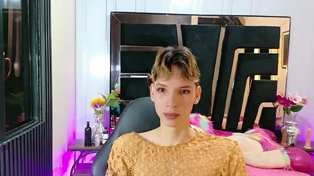 Stefany PiInk online show from March 17, 2026, 12:19 pm