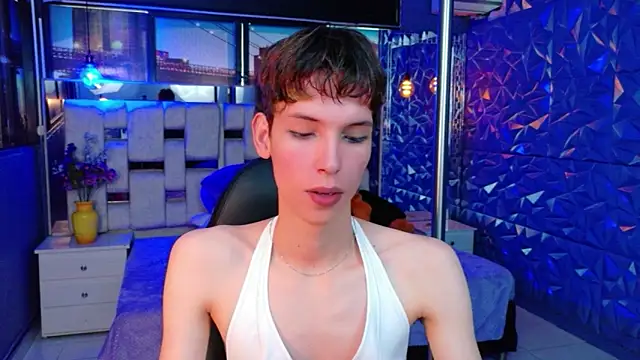 Snapshot of Stefany_PiInk chatting on May 9, 2026, 12:30 pm Stefany PiInk online show from May 9, 2026, 12:30 pm