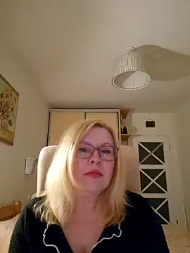 JanieLight53 online show from March 24, 2026, 5:02 pm