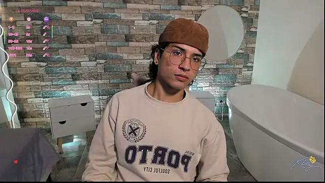 JUSTIN TAY1 online show from April 7, 2026, 12:29 pm