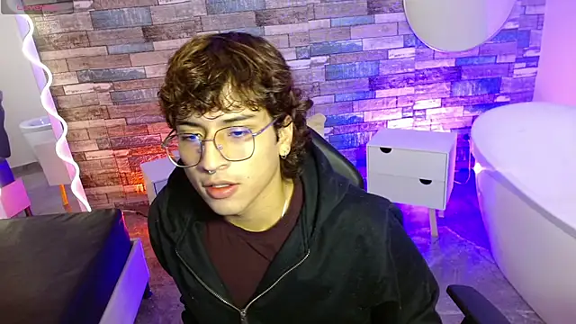 JUSTIN TAY1 online show from March 14, 2026, 3:12 am