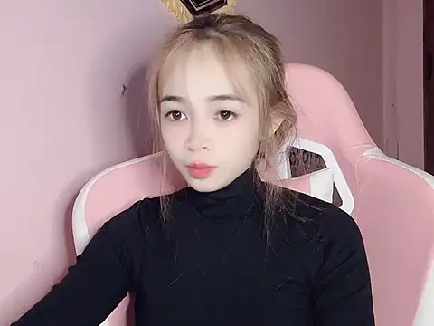 Odile068 online show from March 9, 2026, 7:06 pm