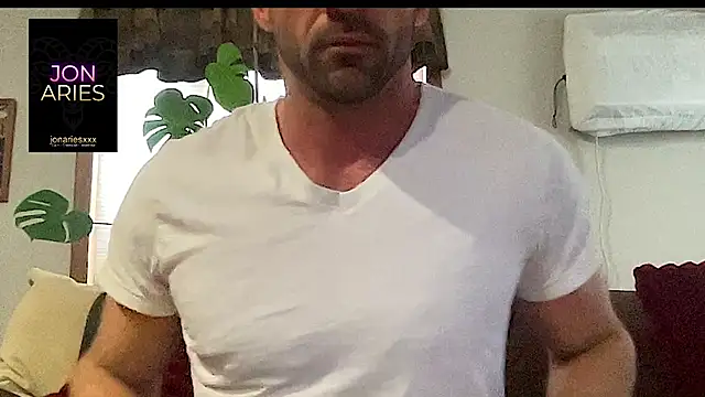 JonAriesxxx online show from April 6, 2026, 10:44 pm