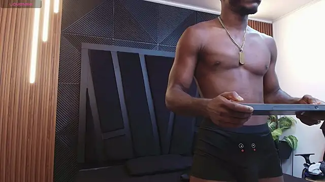 Oliver Laurent  online show from April 12, 2026, 1:14 pm