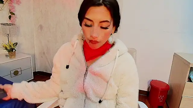 Madii  online show from March 13, 2026, 12:21 pm