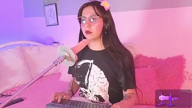 abbycandhy online show from March 22, 2026, 8:32 pm