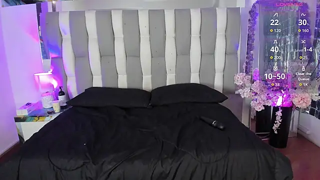 Vicky Angeel online show from April 2, 2026, 1:40 pm