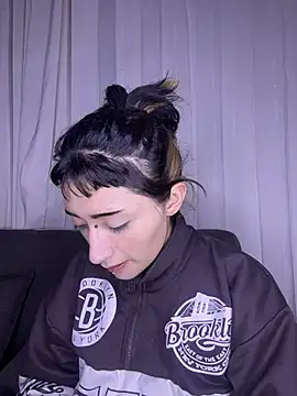 baby akuma online show from April 2, 2026, 5:25 am