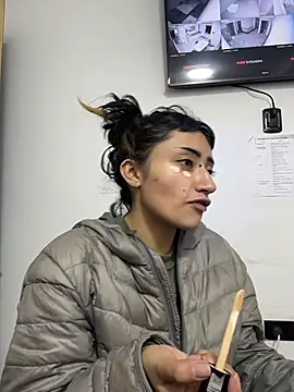 baby akuma online show from March 30, 2026, 2:35 am