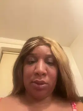 AloraXX online show from March 7, 2026, 6:02 pm