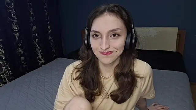 Snapshot of CindyLight chatting on May 20, 2026, 4:26 pm CindyLight online show from May 20, 2026, 4:26 pm