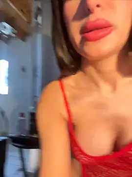 Snapshot of MiaFoxie_ chatting on July 29, 2026, 3:55 pm MiaFoxie online show from July 29, 2026, 3:55 pm