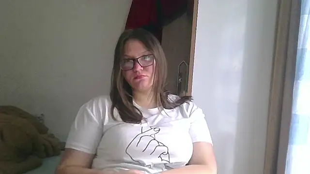 Snapshot of MuseChic_Wild chatting on May 21, 2026, 12:13 pm MuseChic Wild online show from May 21, 2026, 12:13 pm