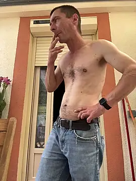 Snapshot of johnsex1989 chatting on June 19, 2026, 12:11 pm johnsex1989 online show from June 19, 2026, 12:11 pm