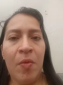 Snapshot of Dr_Edna_naughty chatting on June 23, 2026, 2:59 pm Dr Edna naughty online show from June 23, 2026, 2:59 pm