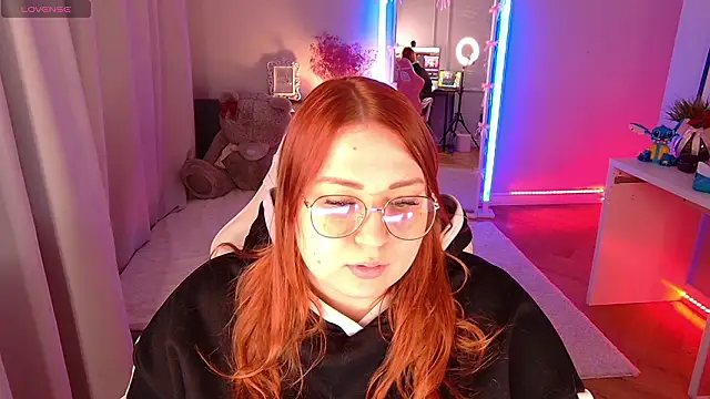 Adelina Mood online show from March 9, 2026, 9:51 pm