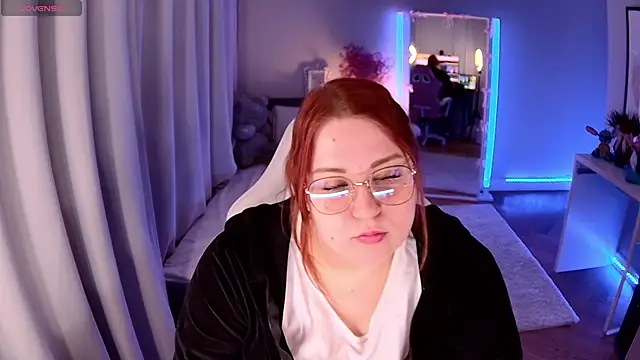 Adelina Mood online show from March 7, 2026, 11:54 pm