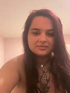 Snapshot of miamelt chatting on March 8, 2026, 10:24 pm miamelt online show from March 8, 2026, 10:24 pm