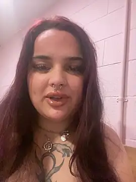 Snapshot of miamelt chatting on March 7, 2026, 10:37 pm miamelt online show from March 7, 2026, 10:37 pm