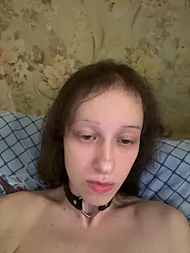 AmanitaXXX69 online show from May 18, 2026, 7:24 am