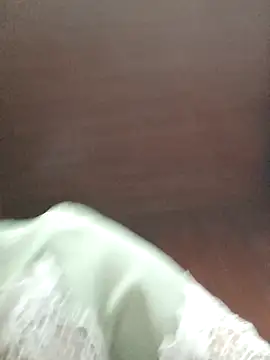 Yellow-pink online show from April 10, 2026, 11:12 pm