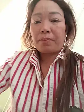 Snapshot of Yellow-pink chatting on July 26, 2026, 5:03 am Yellow-pink online show from July 26, 2026, 5:03 am