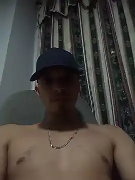 Snapshot of Chachiboo chatting on April 23, 2026, 10:33 am Chachiboo online show from April 23, 2026, 10:33 am