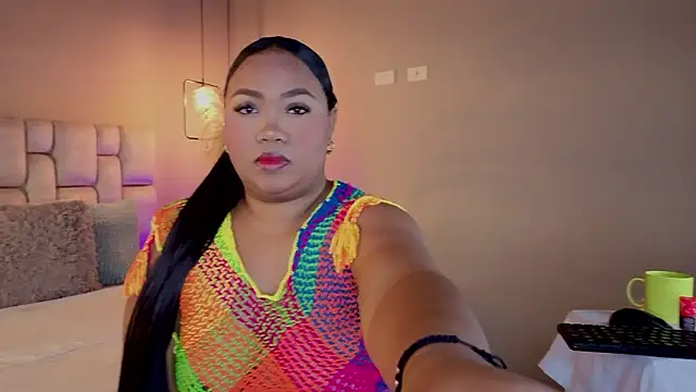 lore-curvy online show from March 11, 2026, 11:59 am