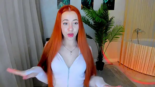 BloomAndFun online show from June 1, 2026, 7:24 pm