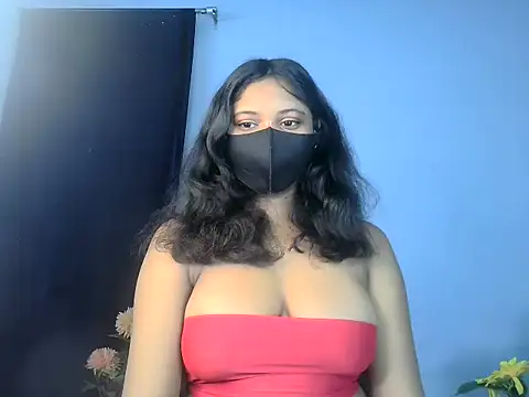 KASHISH SINGH  online show from April 28, 2026, 3:38 pm