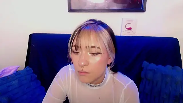 melodygirl2   online show from April 4, 2026, 7:53 pm