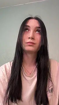 HolyRayLove online show from March 31, 2026, 7:27 pm