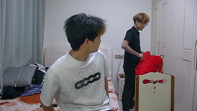 icecream-002 online show from March 26, 2026, 10:13 am