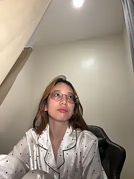 parker pixie online show from April 30, 2026, 4:03 pm