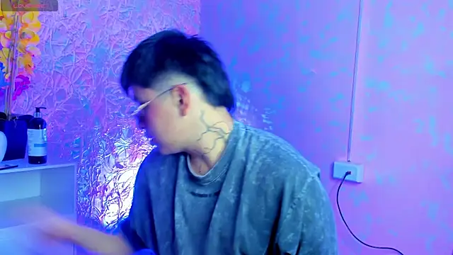 ThomasThundr online show from March 30, 2026, 5:20 am