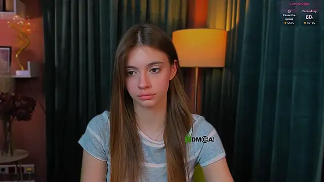 mia bamby1 online show from June 2, 2026, 5:13 pm