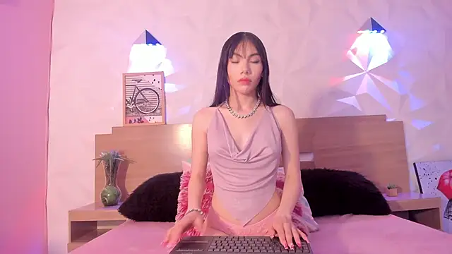 Snapshot of KittyVelve chatting on May 4, 2026, 1:14 pm KittyVelve online show from May 4, 2026, 1:14 pm