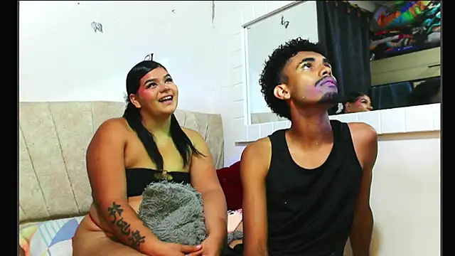 MOONHOT69  online show from April 1, 2026, 2:35 am