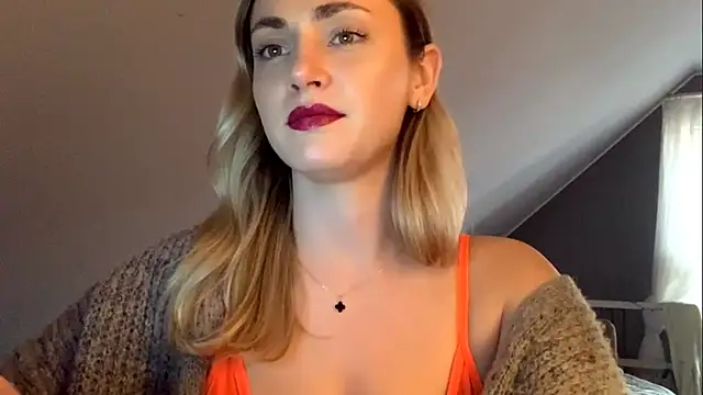 ScarlettSensitive online show from March 12, 2026, 3:38 pm