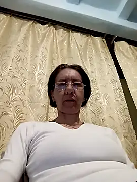 Snapshot of Tania9876 chatting on June 4, 2026, 6:56 pm Tania9876 online show from June 4, 2026, 6:56 pm