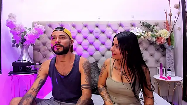 KiiraMonroe online show from April 17, 2026, 4:37 am